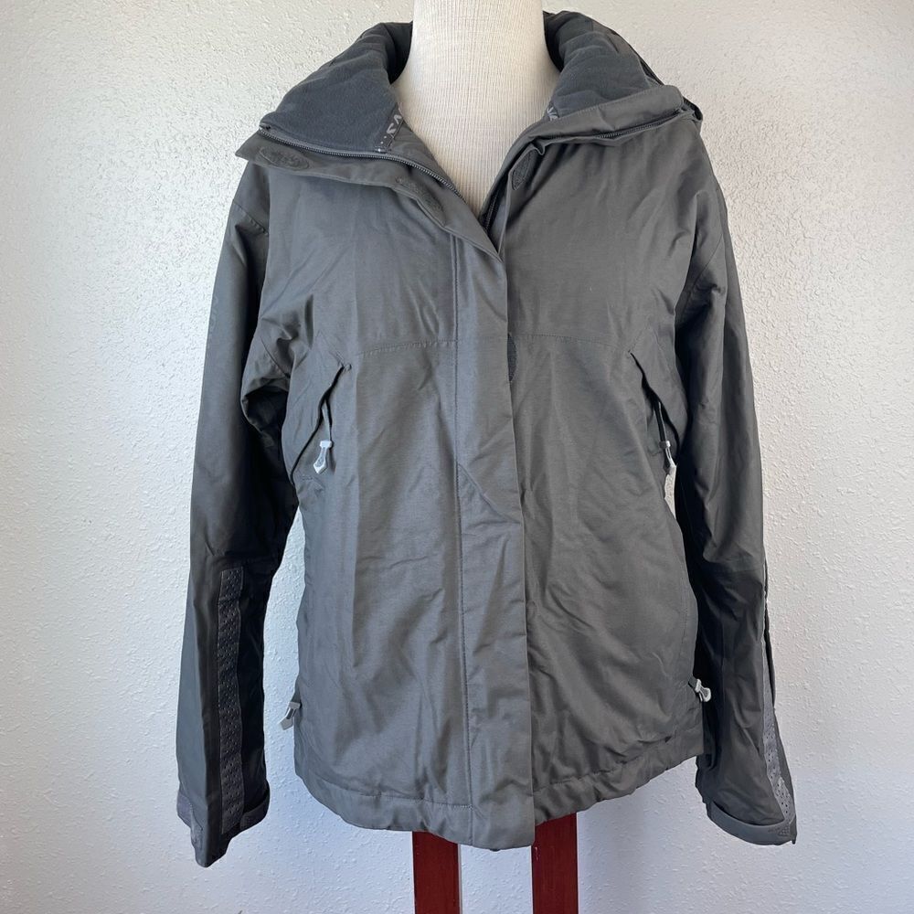 Salomon Gray Ski Jacket Size M EUC